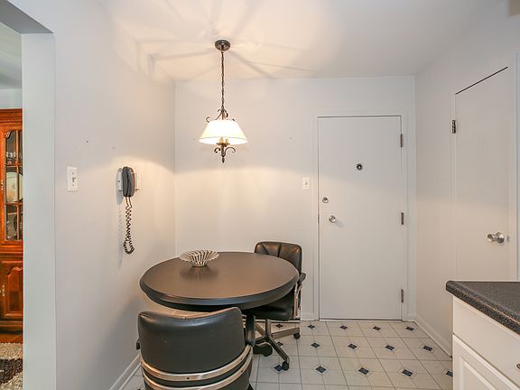 4th image of 931 Arquilla Dr #122