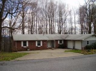 477 Carlton Rd, Bristol, TN 37620