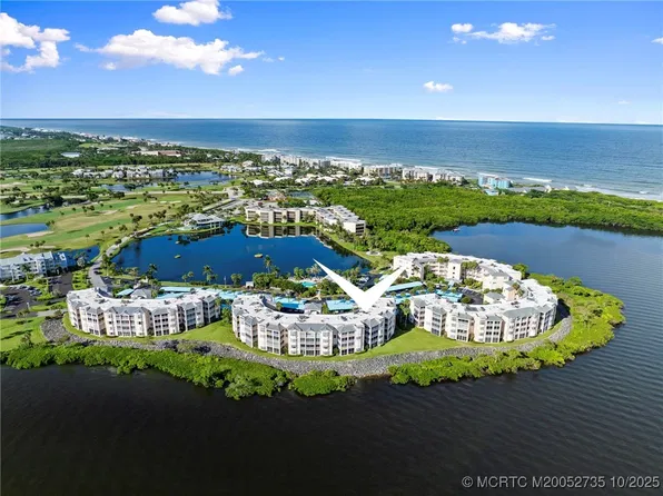 5750 NE Island Cove Way APT 3203, Stuart, FL 34996