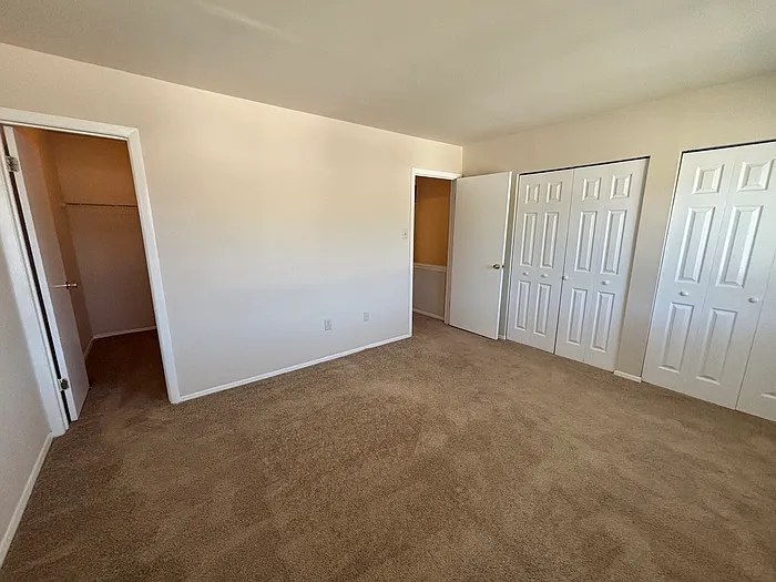 6499 Woodgreen Cir — Photo 12