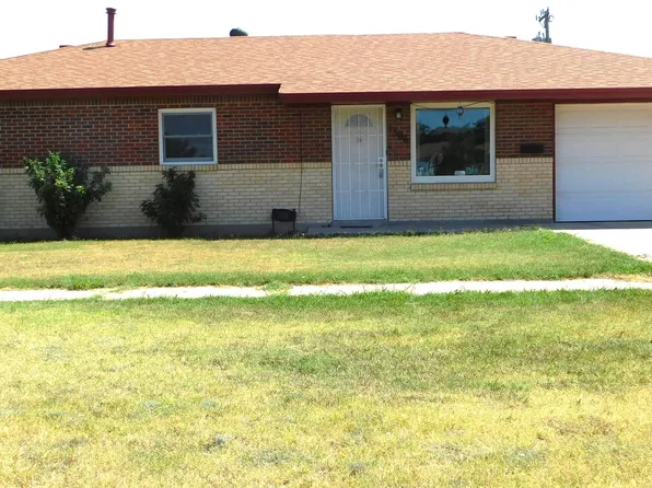 1506 W Alameda St, Roswell, NM 88203