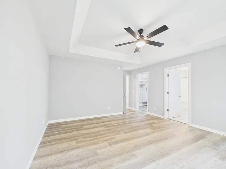 483 Baypoint Dr — Photo 20