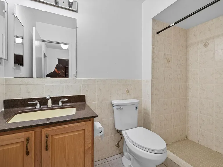 9404 Woodington Dr — Photo 35