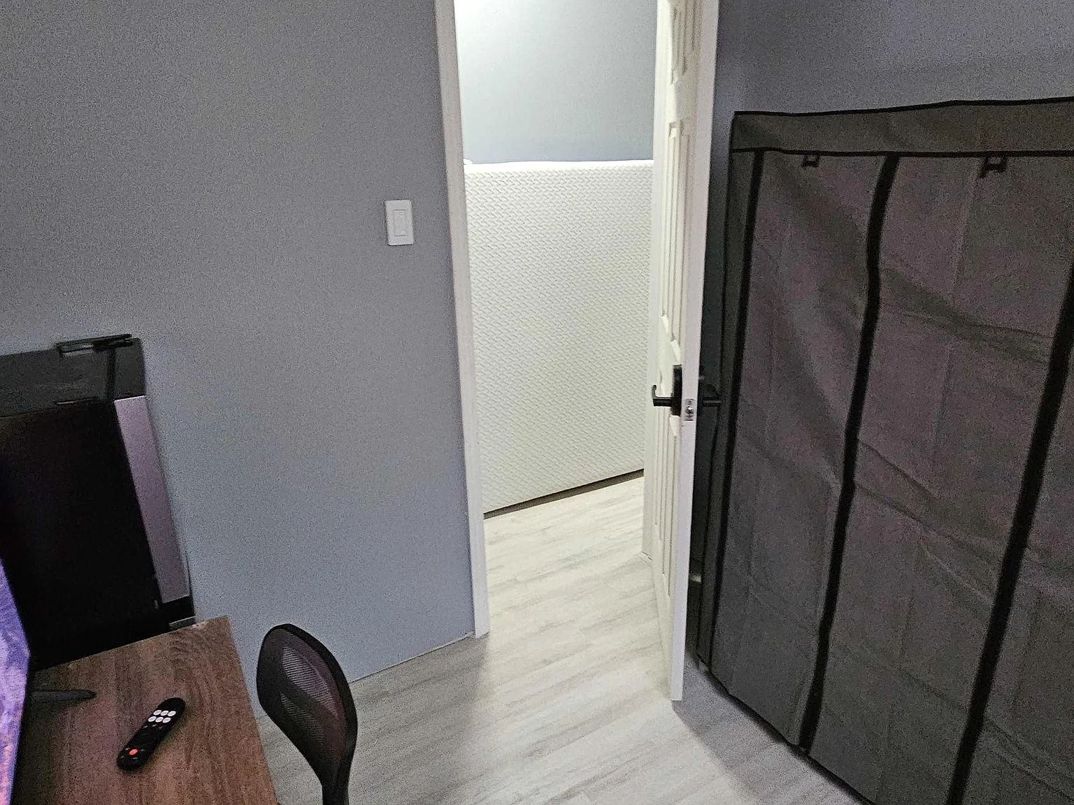 4 bed, 3.0 bath, 2242 sqft, $1,092 — Photo 2