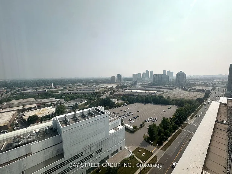 1 Lee Centre Dr #Penthouse 206 — Photo 15