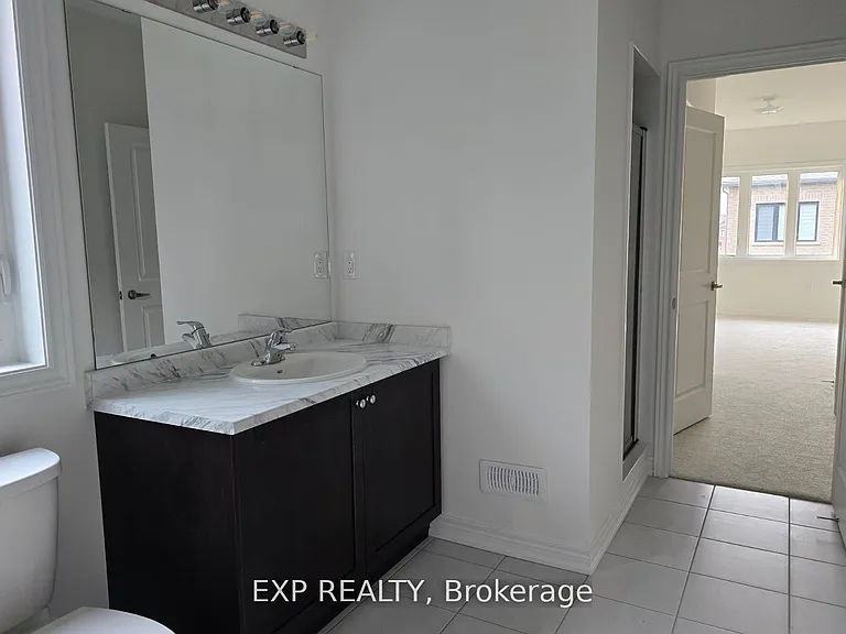 80 Singhampton Rd — Photo 20