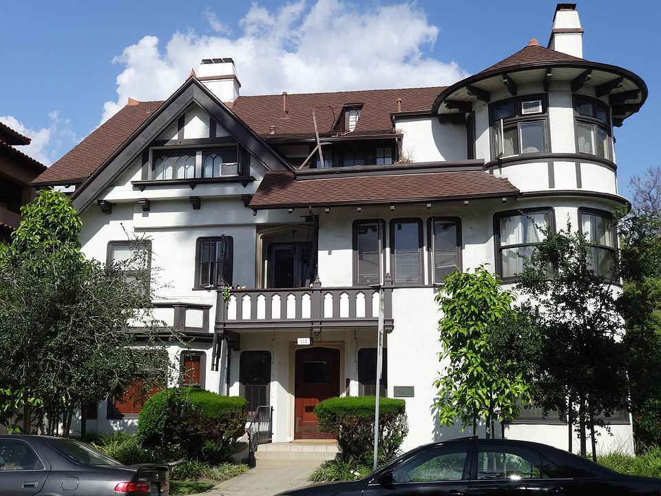 Main Webb House building, a historical building