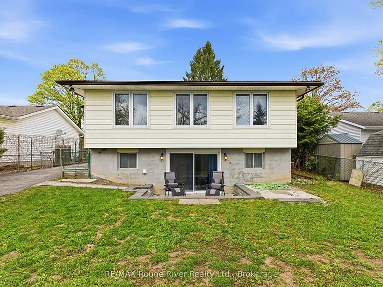 599 Otonabee Dr #2 — Photo 26