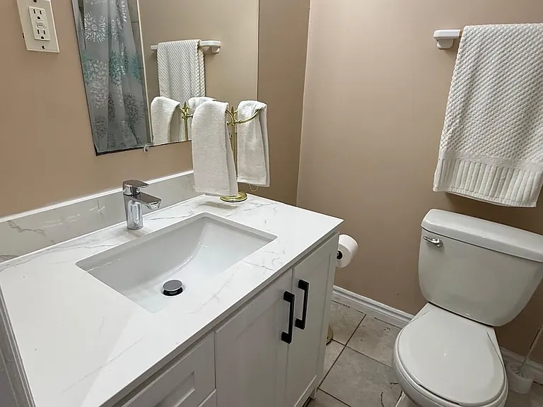 7275 Village Walk — Photo 9
