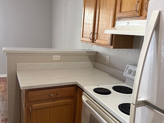 Kitchen looking towards dining table space