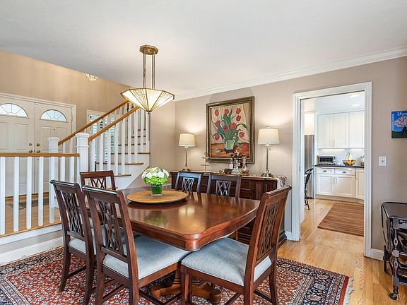 4th image of 341 Staysail Ct