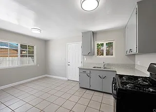 6945 Saranac (Back) — Photo 4