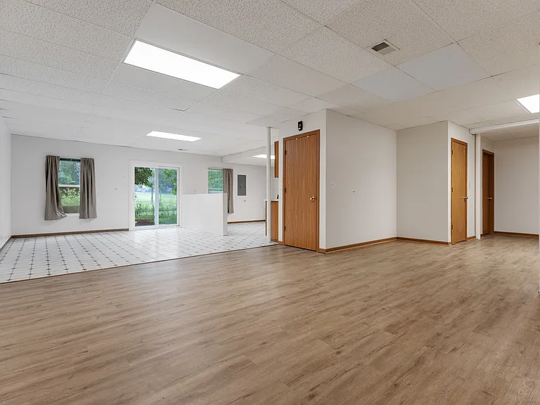1791 Barnhill Dr — Photo 19