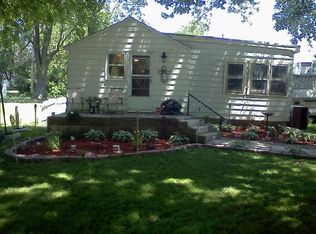 1118 Watson St, Aurora, IL 60505