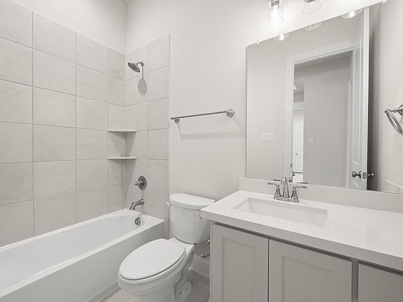 5th image of 3060 Farmhouse Dr