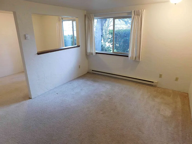 775 SW Washington Ave — Photo 40