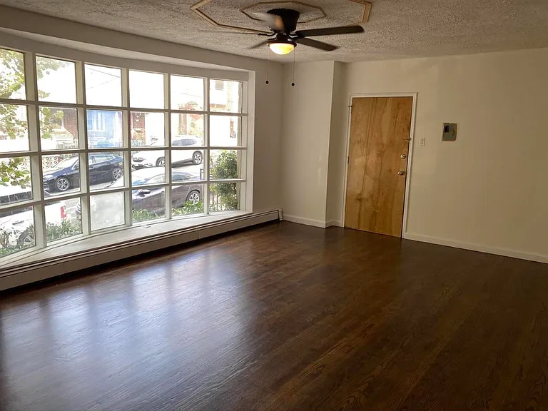 132 Nelson Ave #2 — Photo 2