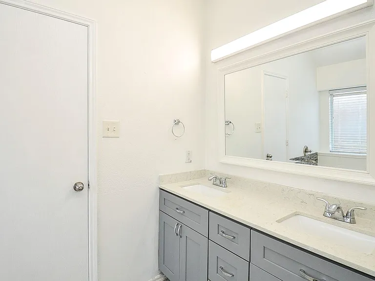 18142 Sorrell Oaks Ln — Photo 17