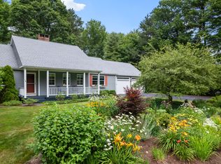 16 Locust Ln, Brunswick, ME 04011