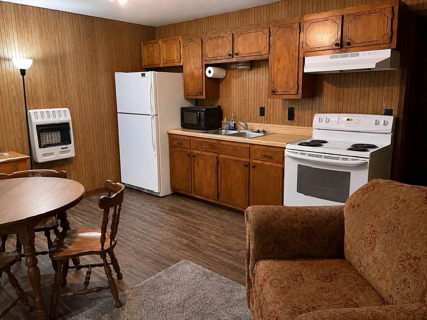 1 bed, 768 sqft, $650 — Photo 3