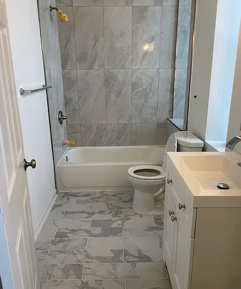 1510 N Elston Ave #2F — Photo 14
