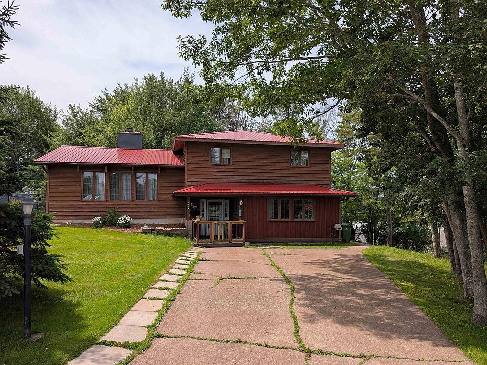 1st image of 28 Purdy Dr