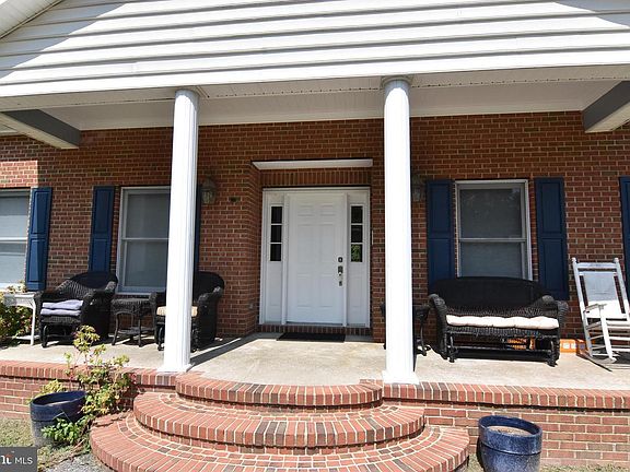 5th image of 15184 Jarrell Rd