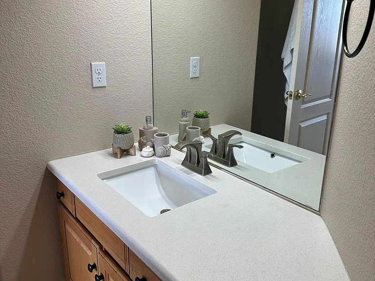 4772 Valley Oak Dr — Photo 27