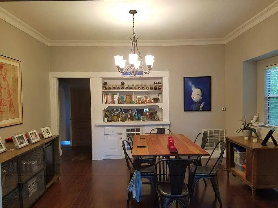 4 bed, 1900 sqft, $4,300 — Photo 2