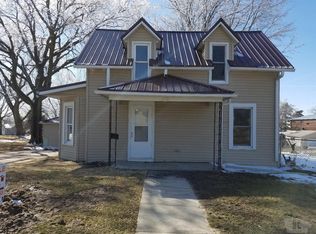 433 West St, Grinnell, IA 50112