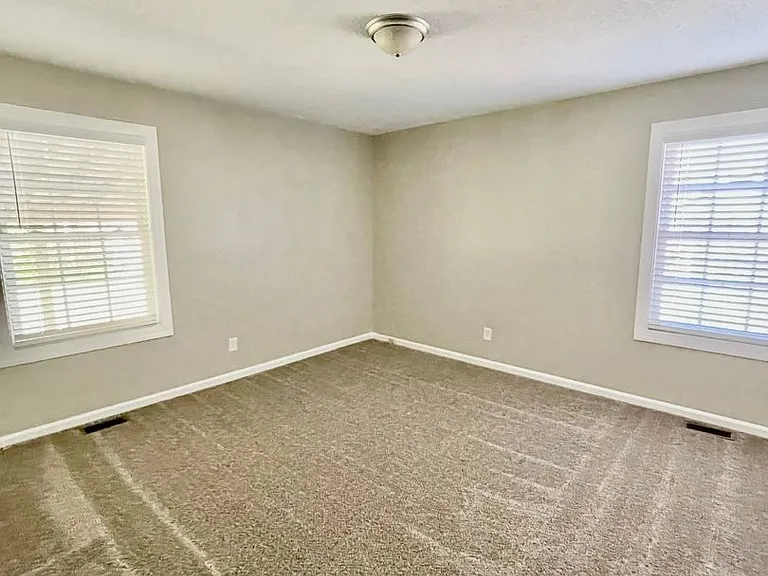 6215 Deep Forest Ln — Photo 9