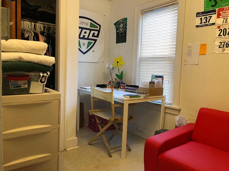 130 College Pl — Photo 7