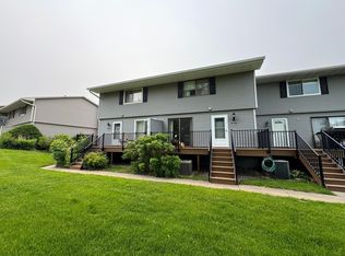 4348 Chatsworth Cir, Shoreview, MN 55126