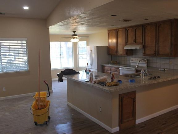 3rd image of 206 S Atwood Ct