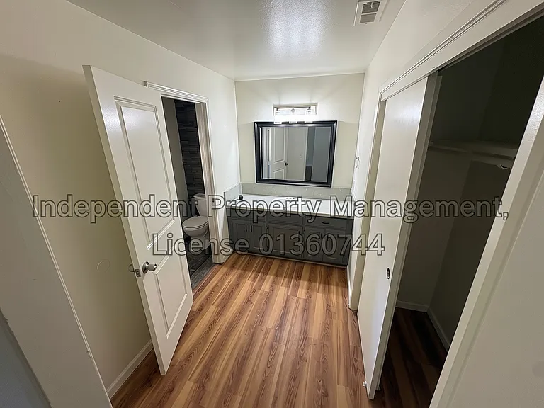 2601 Pinewood Dr — Photo 6