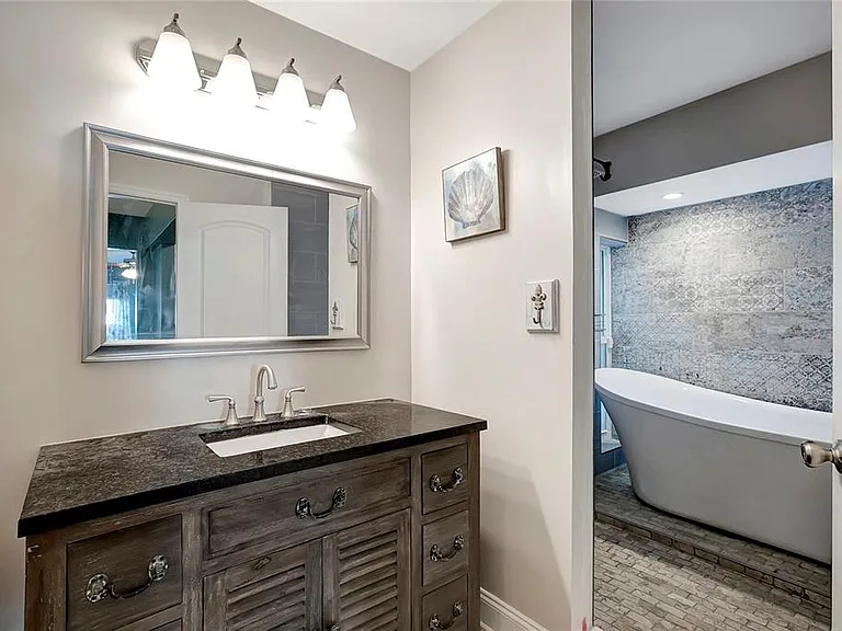 809 Jacaranda Dr — Photo 11