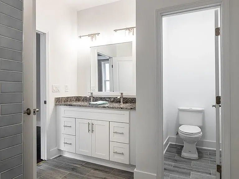 1267 Graymont Dr SW — Photo 31