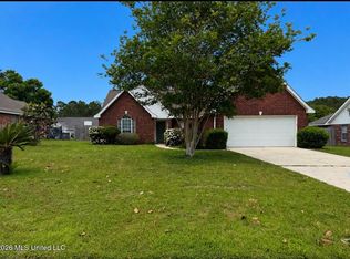 14191 Oakview Cir, Vancleave, MS 39565