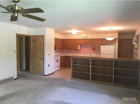 2nd image of 2617 Ross St