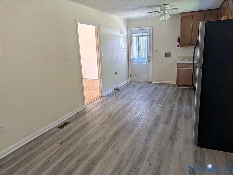23421 Courthouse Rd — Photo 13