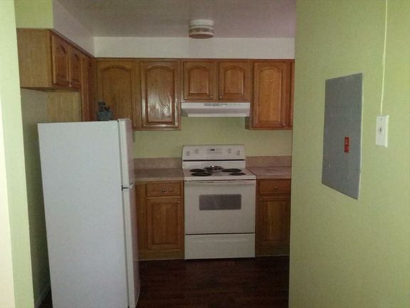 5th image of 101 Lake Ave NE APT 124