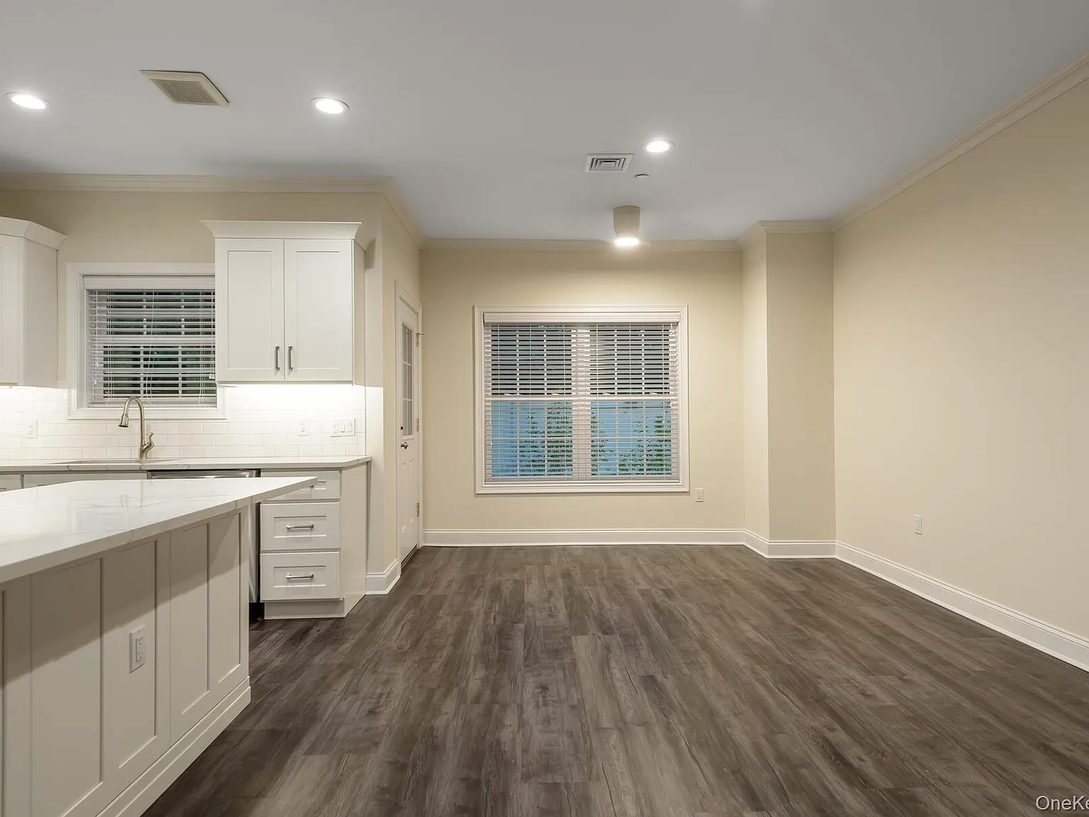 3 bed, 2.0 bath, $4,900 — Photo 3