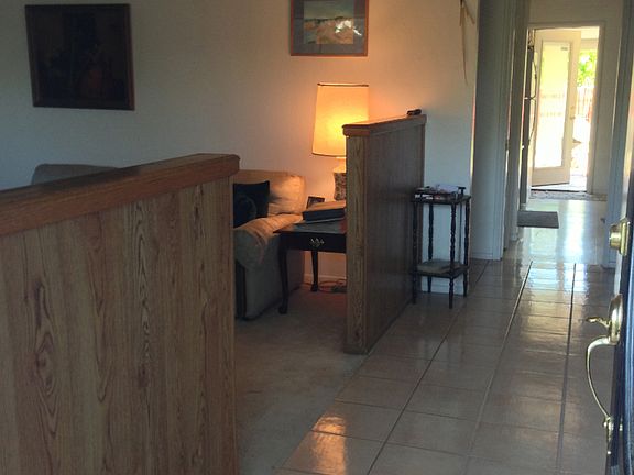 3rd image of 334 E Balboa Dr