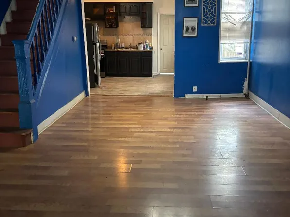 902 Maple Ter, Darby, PA 19023