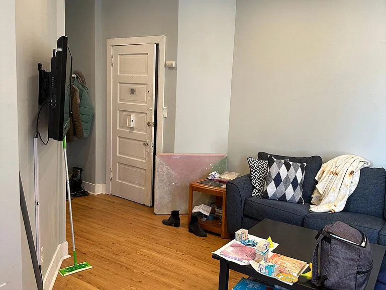 251 S Saint Clair St #8 — Photo 4