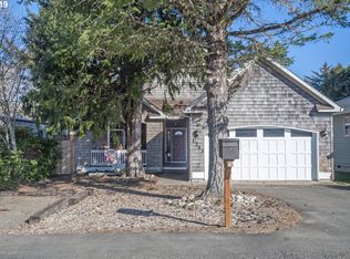 1723 SE 8th St, Lincoln City, OR 97367
