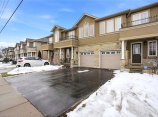 93 Penny Ln, Hamilton, ON L8J0G2