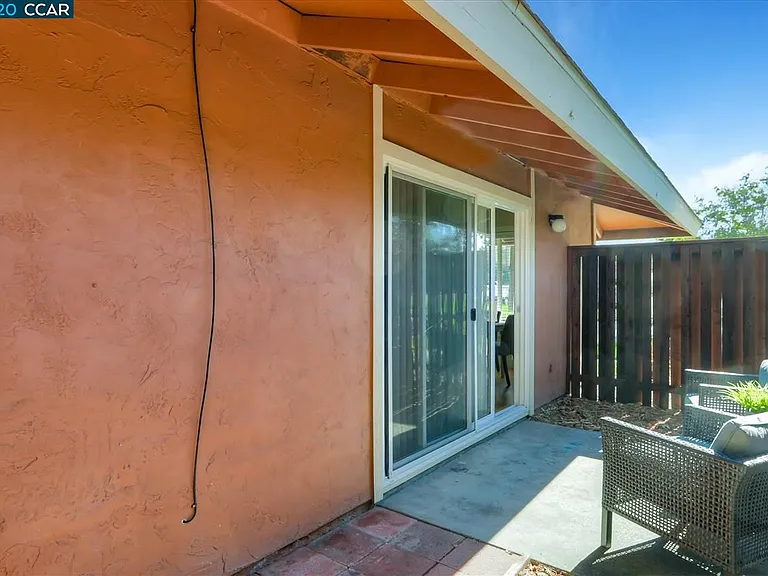 2021 Olivera Rd #D — Photo 27