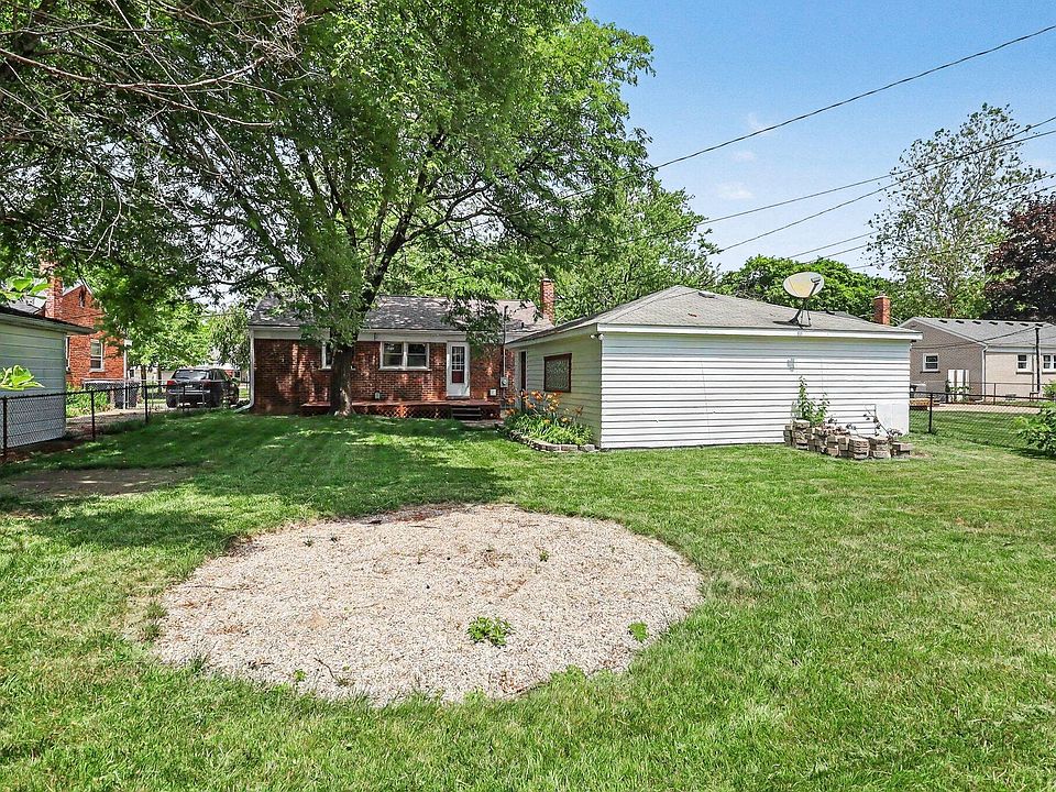 29687 Westfield St, photo 25