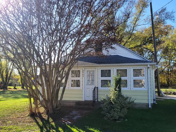8444 Hickman Rd